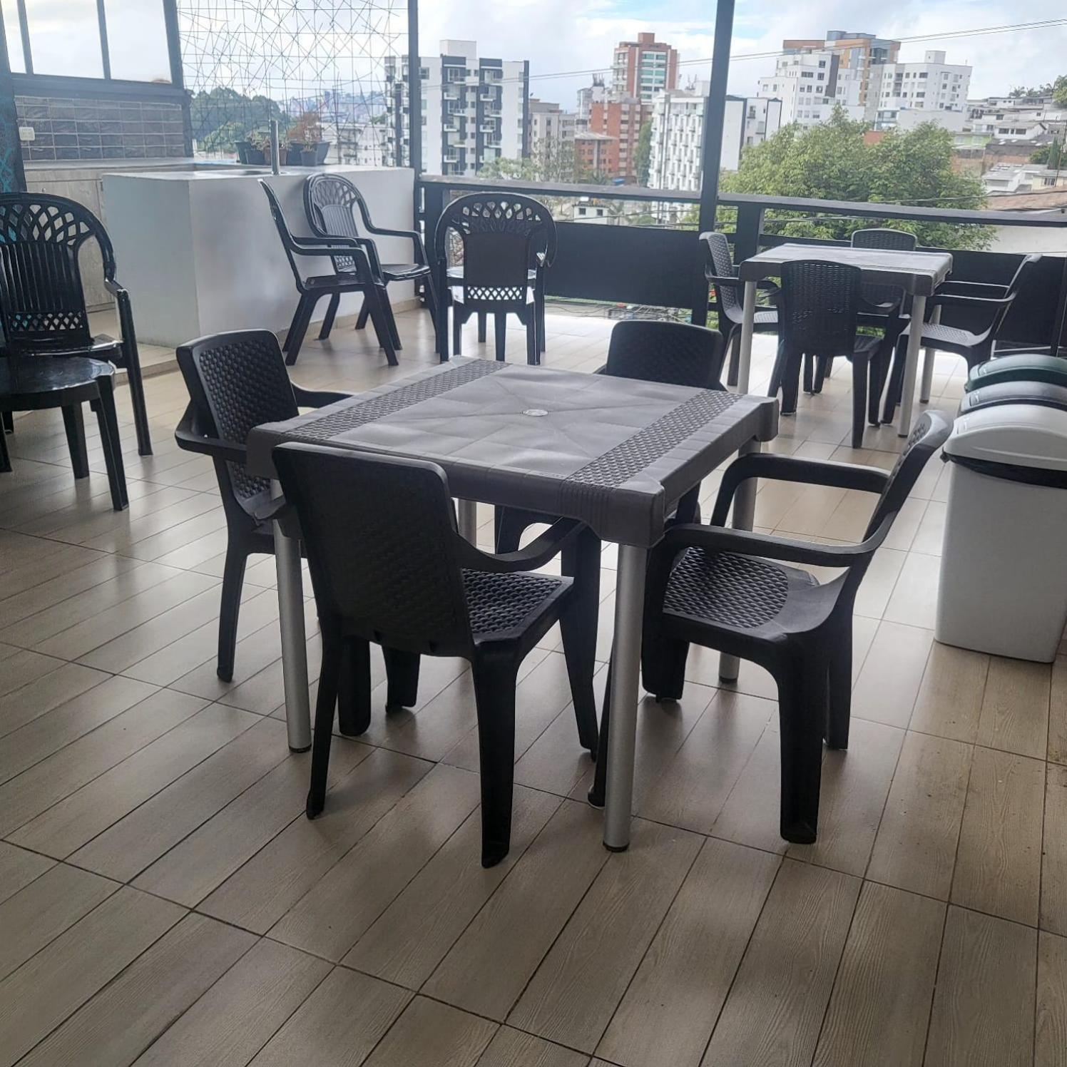 Casa Azul - Apartamentos Amoblados - Манисалес Экстерьер фото