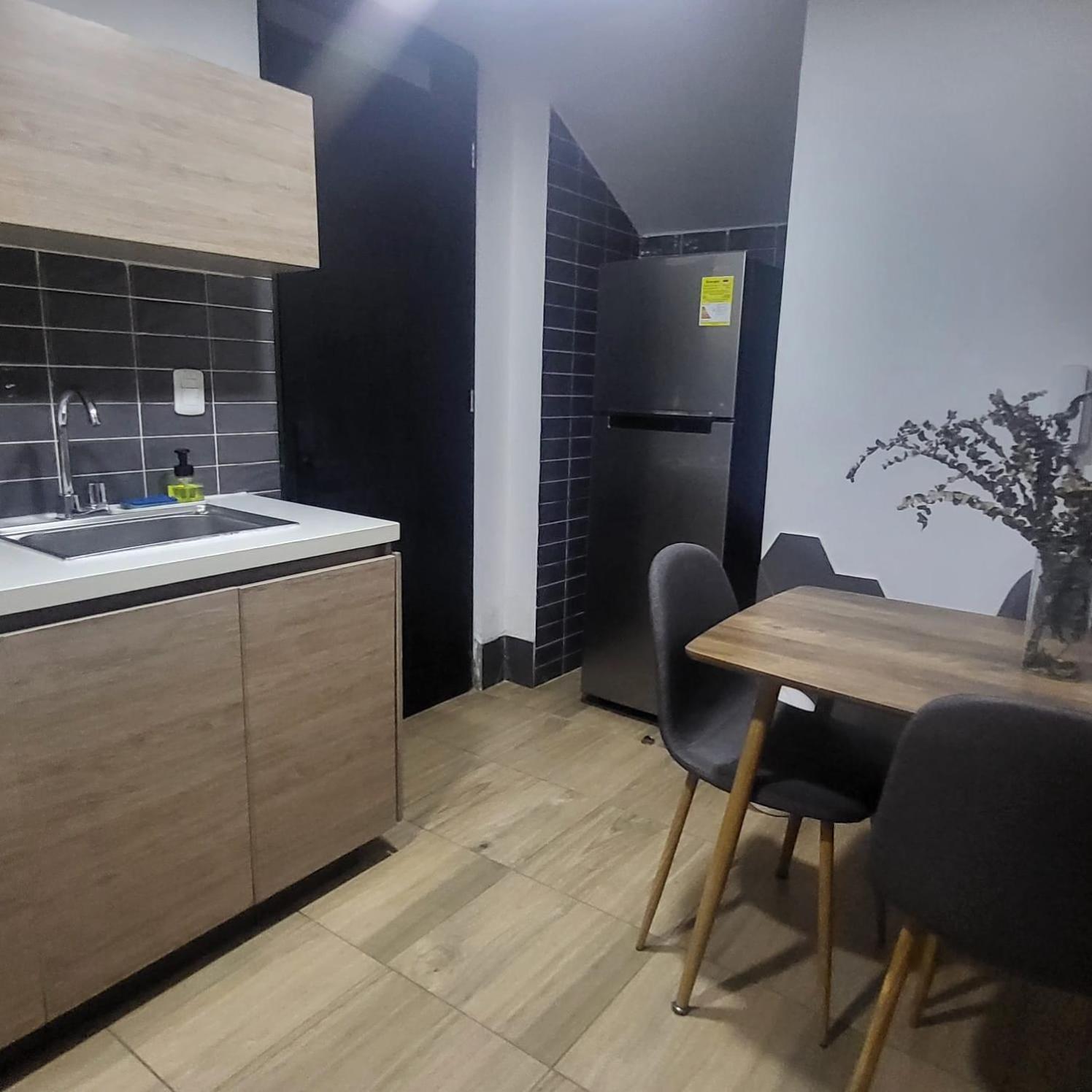 Casa Azul - Apartamentos Amoblados - Манисалес Экстерьер фото